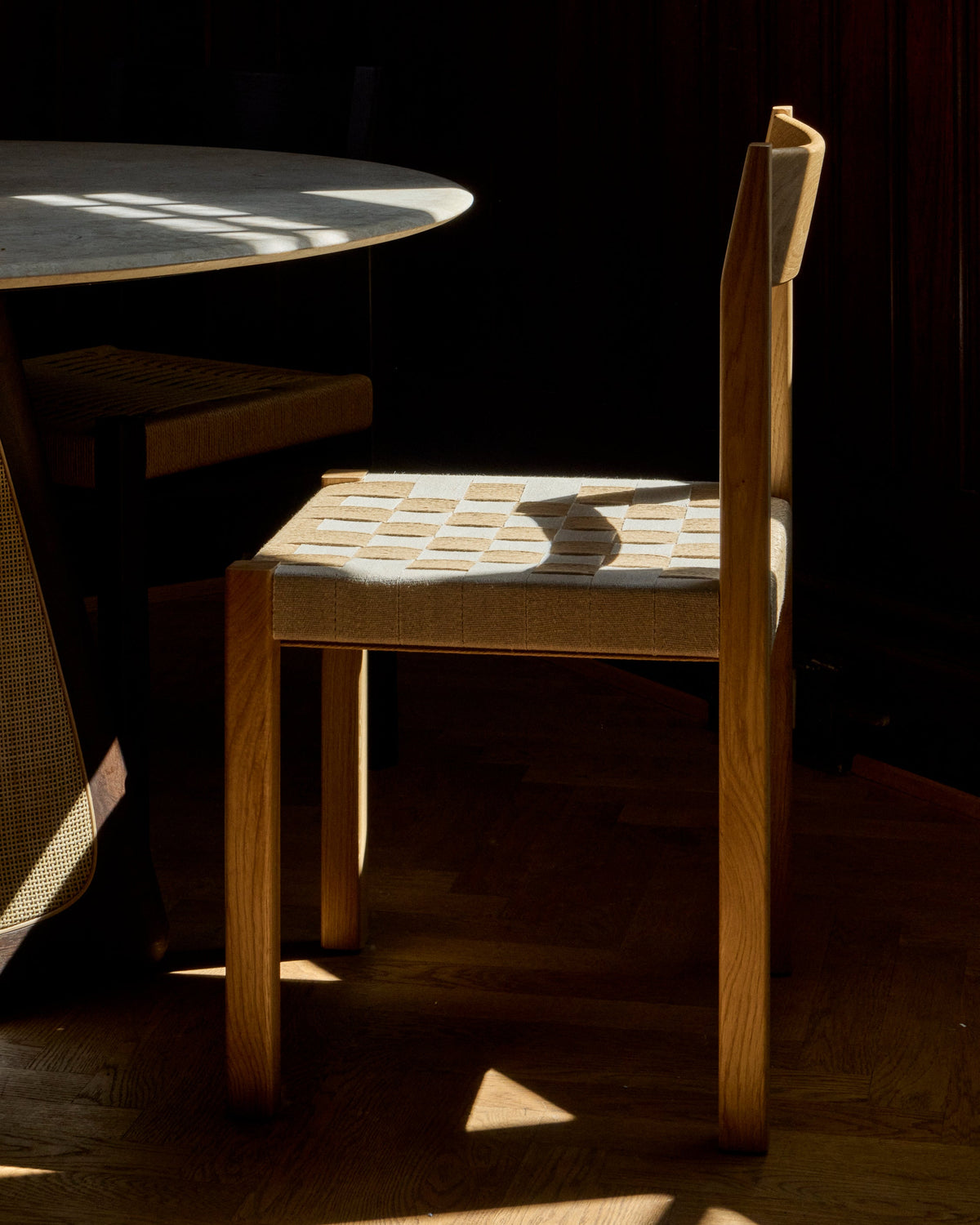 Almada Chair