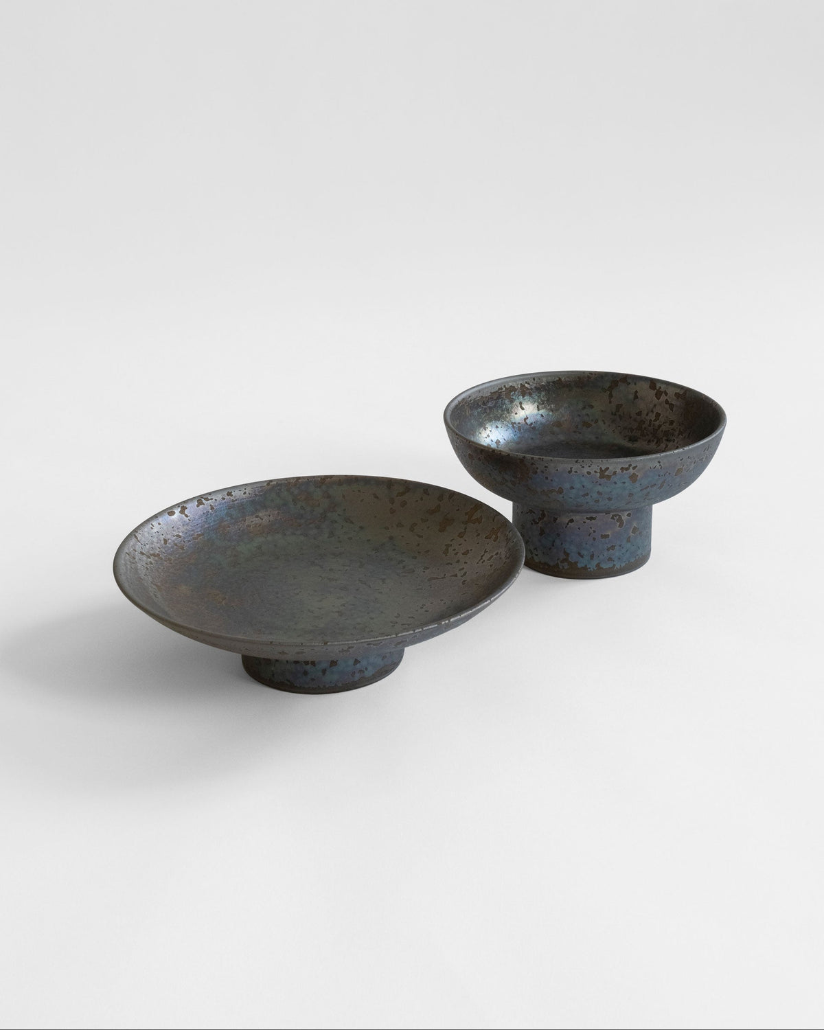 Daiza Pedestals