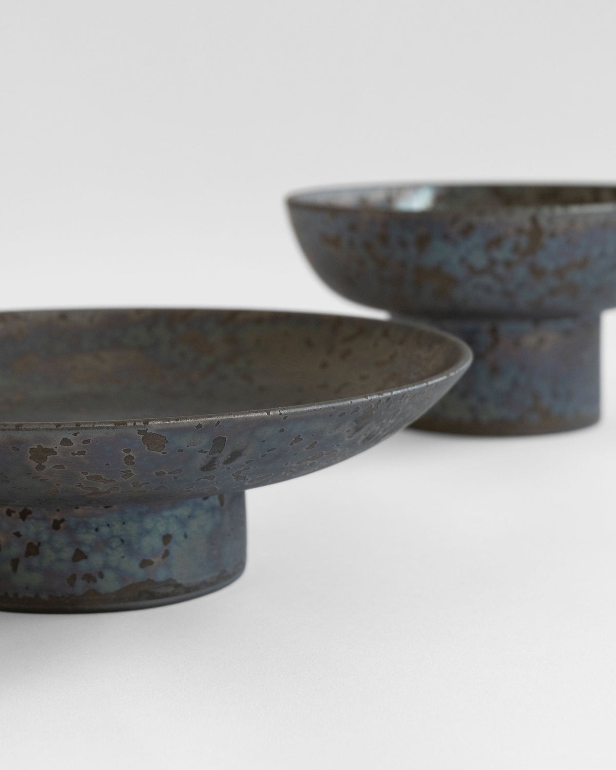 Daiza Pedestals