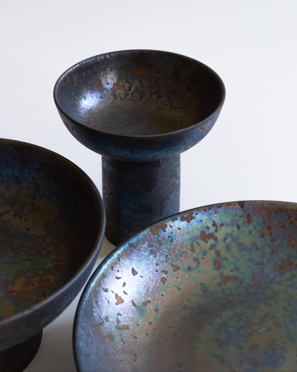 Daiza Pedestals