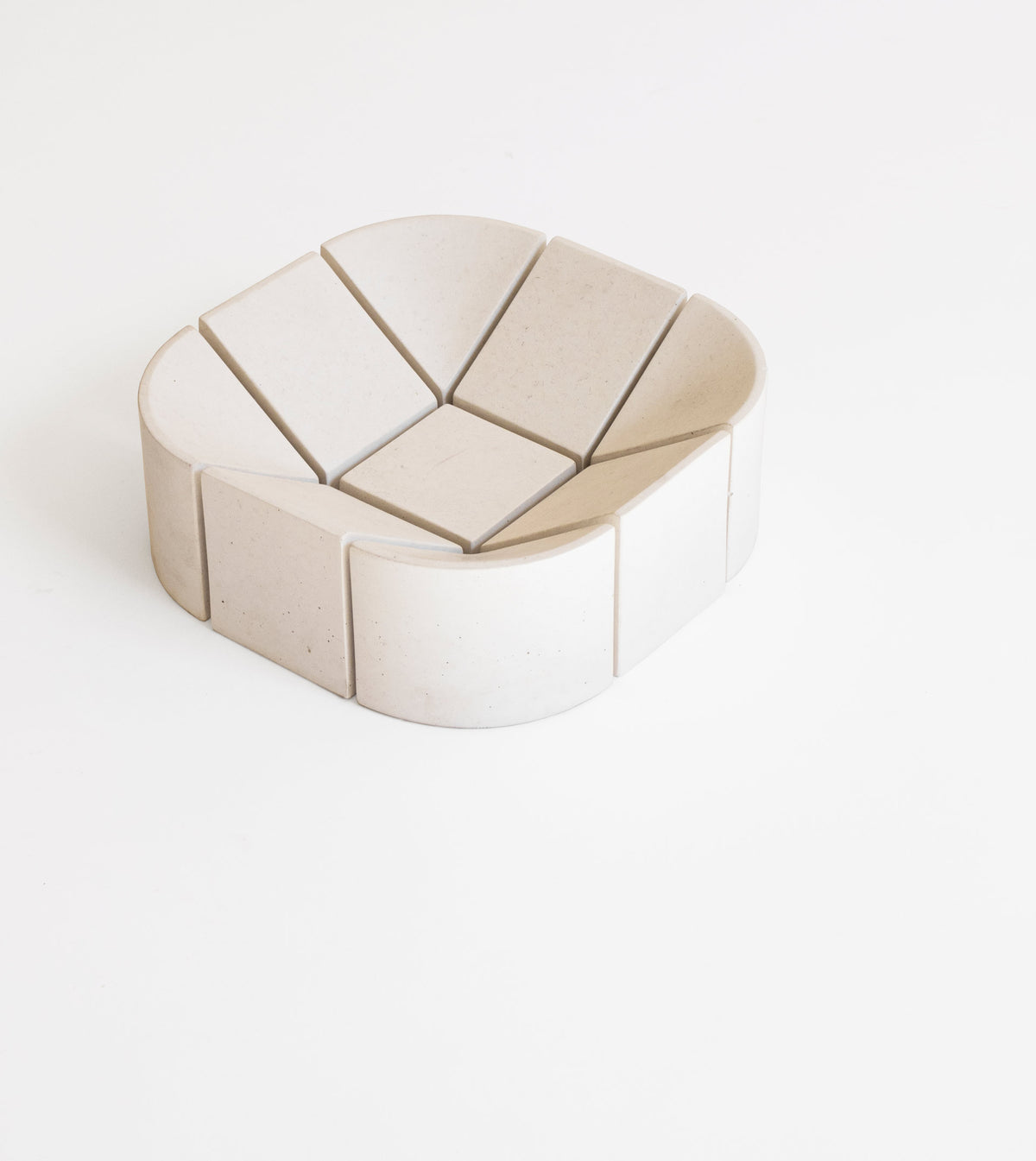 Brut Soft Square White | EE