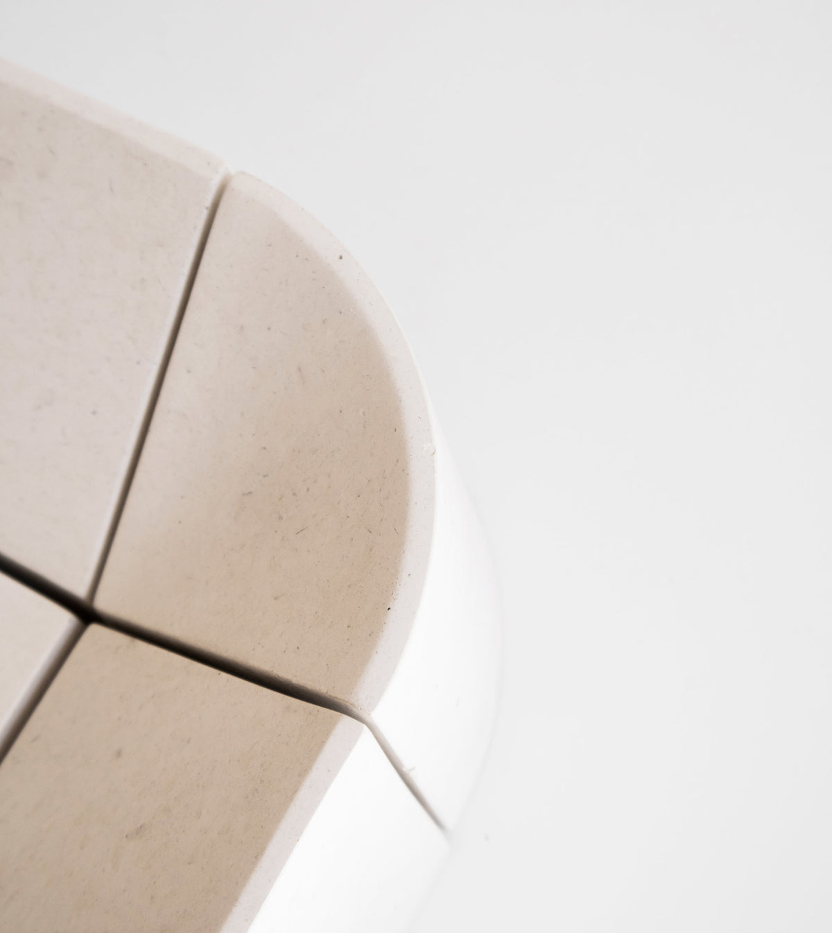 Brut Soft Square White | EE