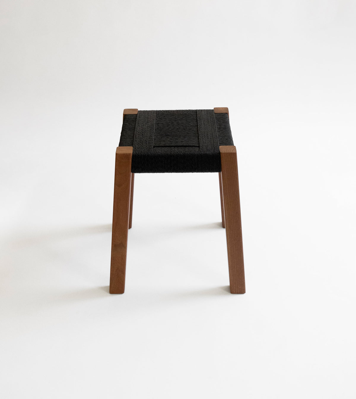 The Weaver’s Stool Walnut | EE
