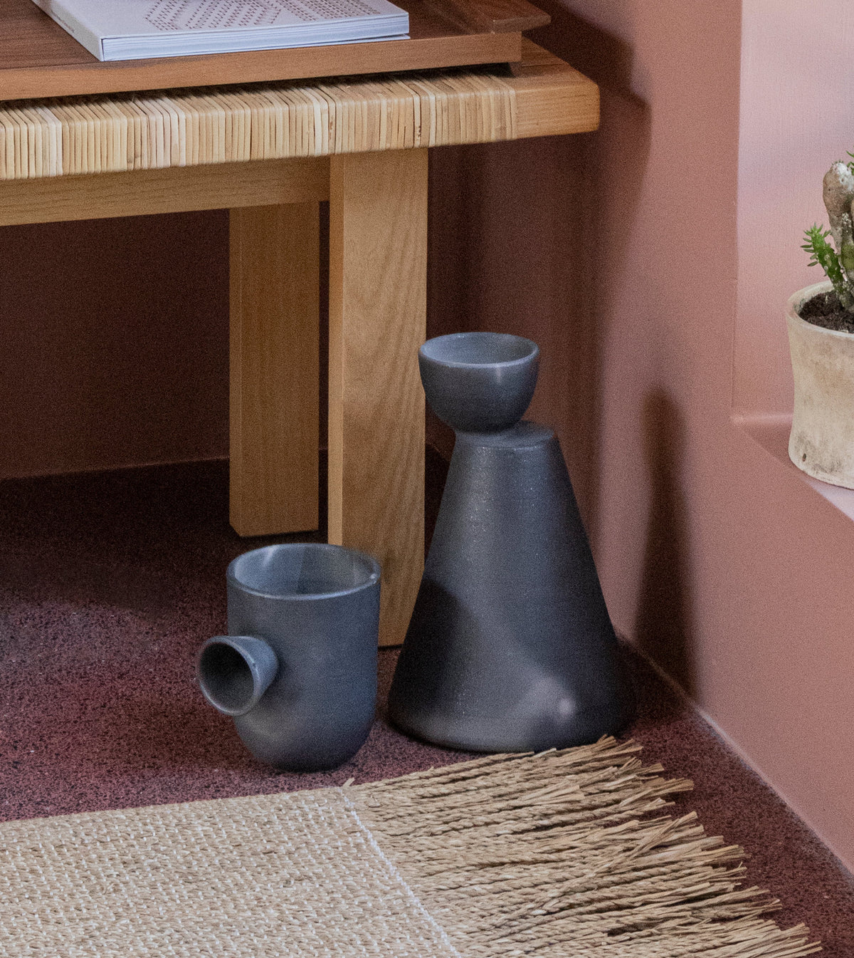 Charred Vase Cone | EE