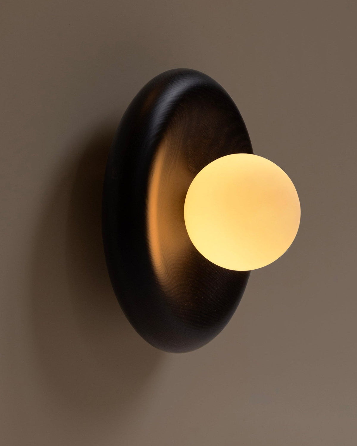 Nest Lamp Wood