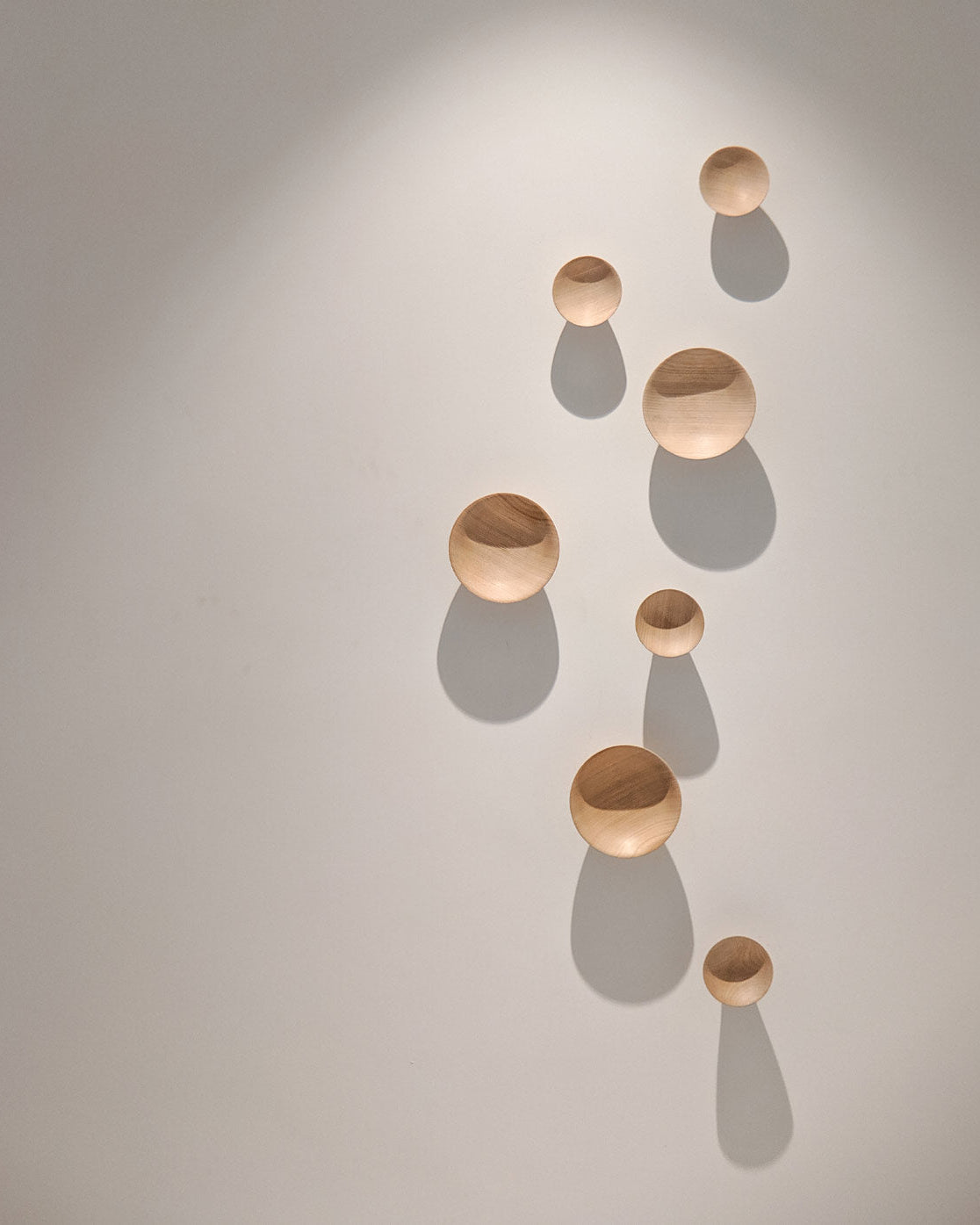 Adão Coat Pegs